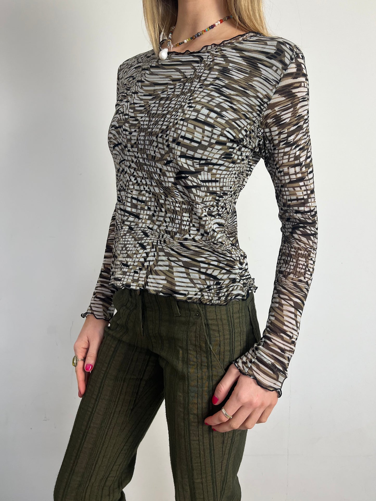 mesh graphic top, M