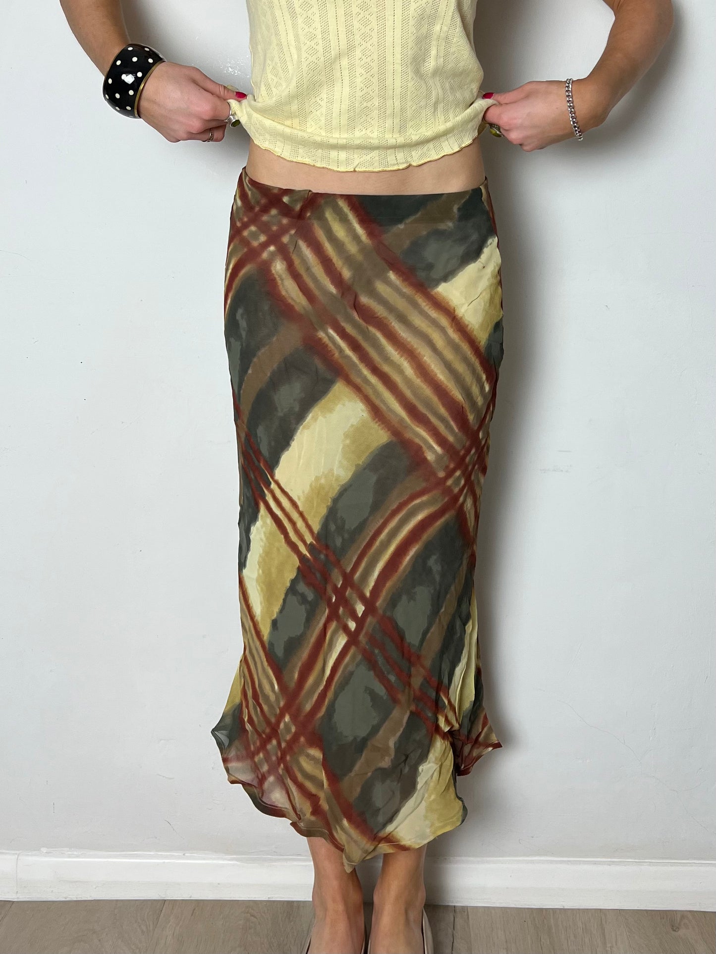plaid skirt, M