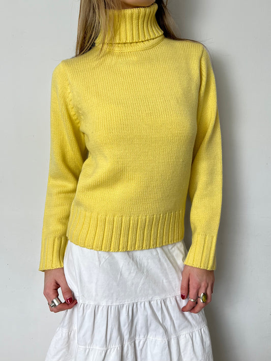 yellow knit turtleneck, M
