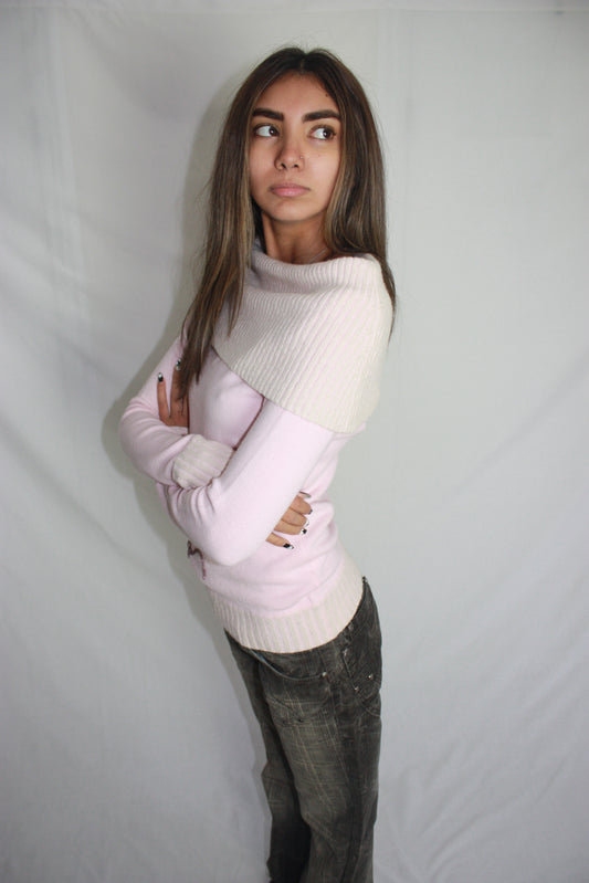 pink off the shoulder jumper, S/M