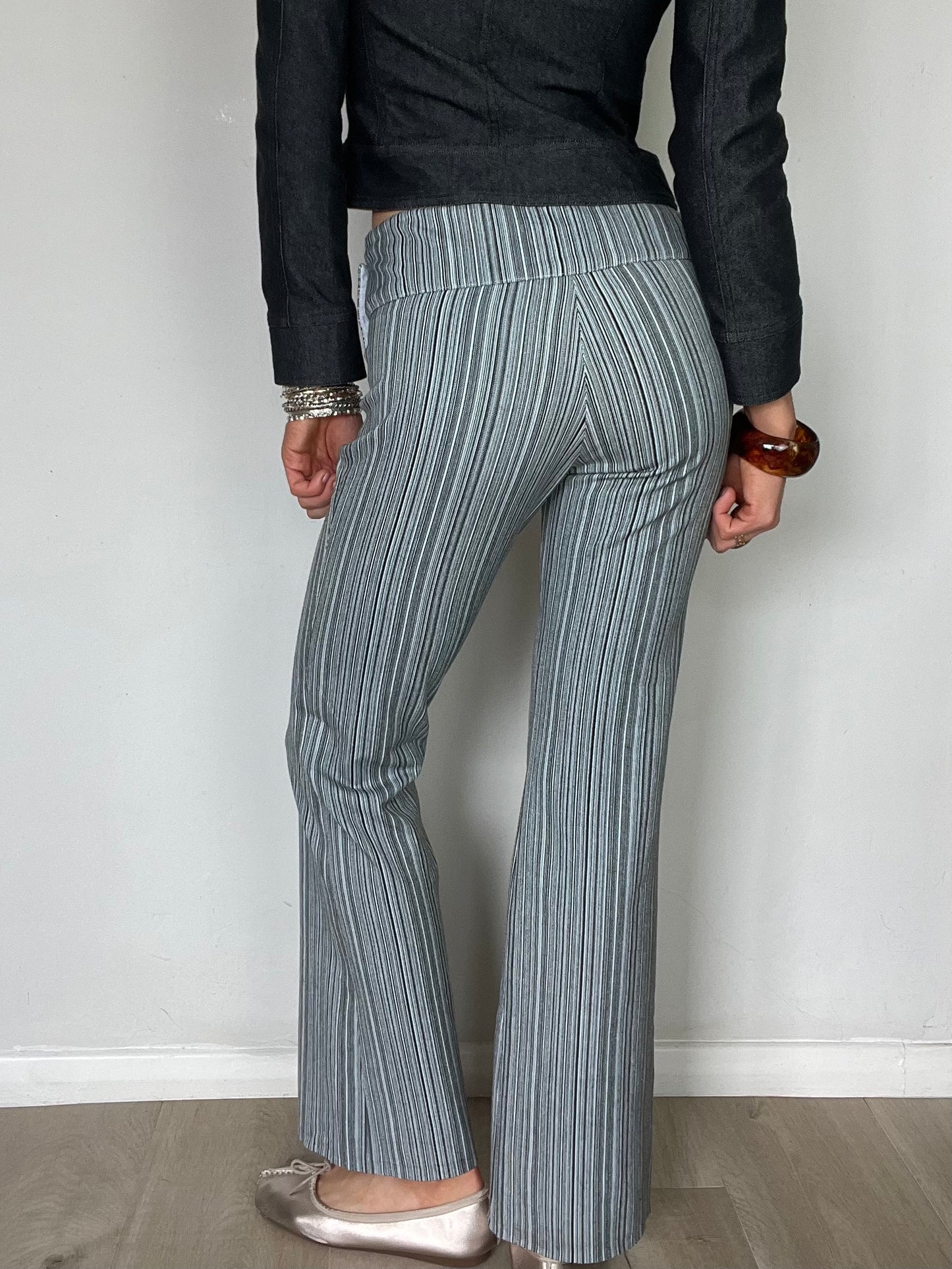 striped trousers, S