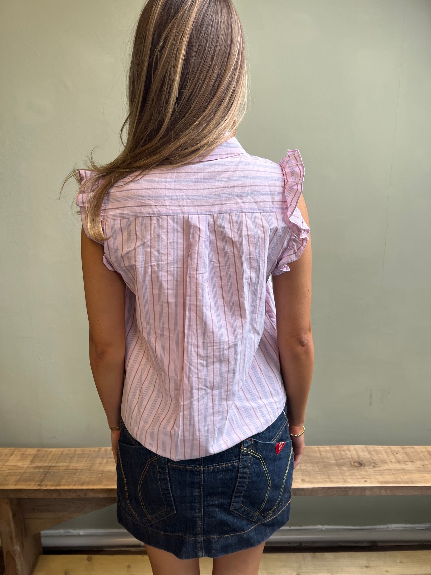 vintage 00s pink striped ruffle blouse