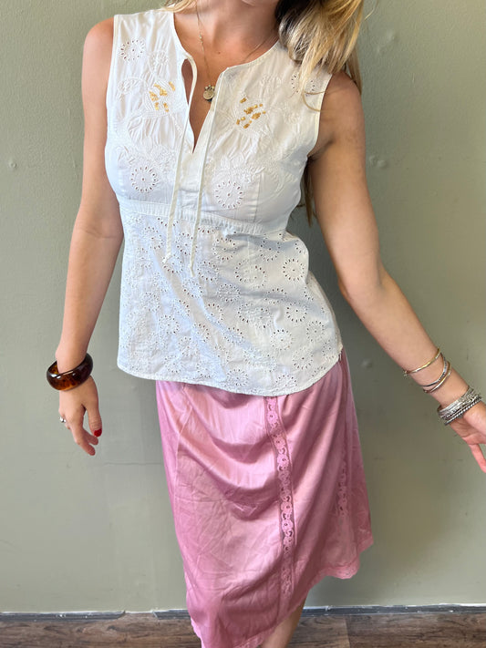 boho sleeveless white blouse