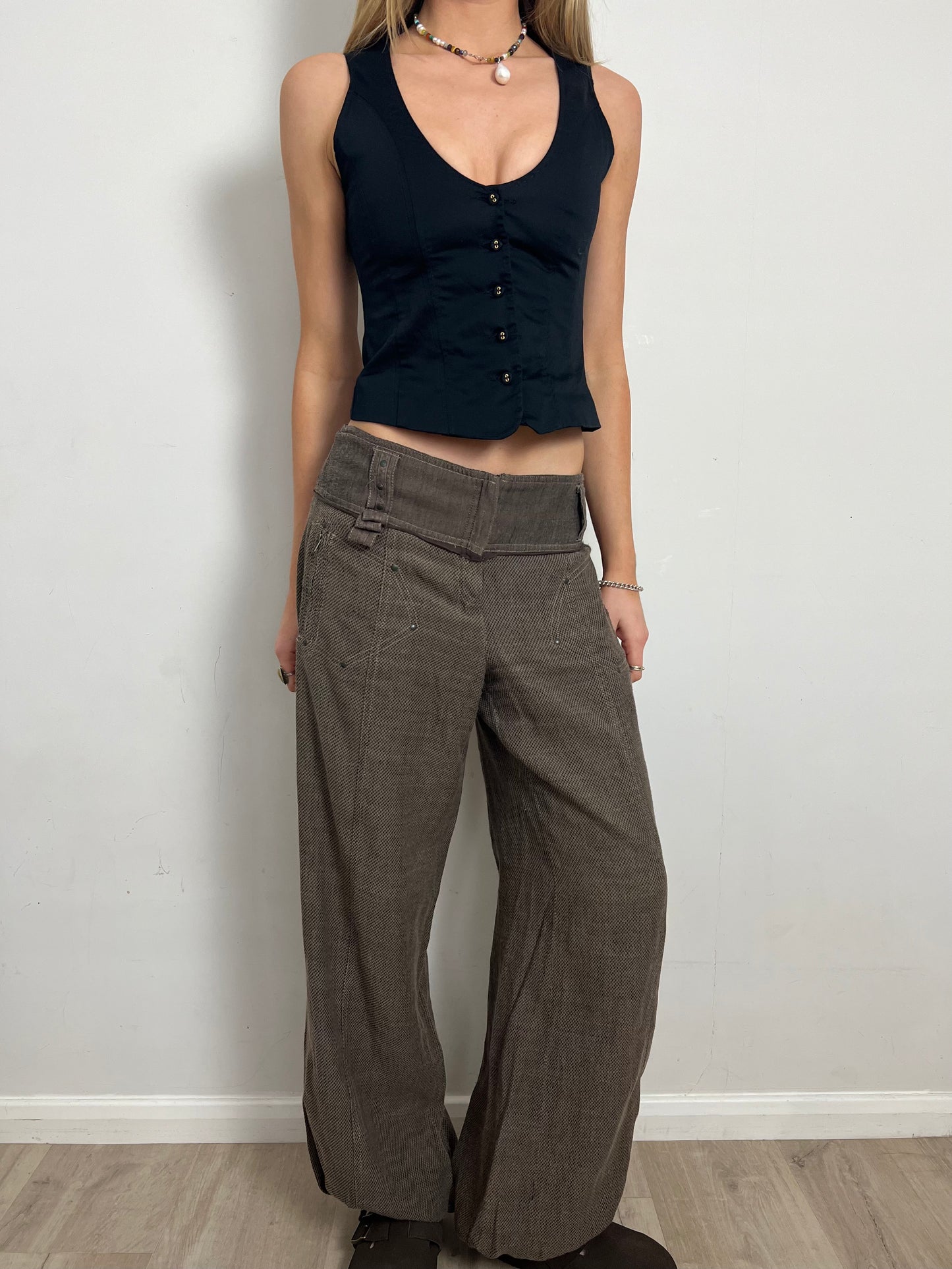 parachute trousers, L