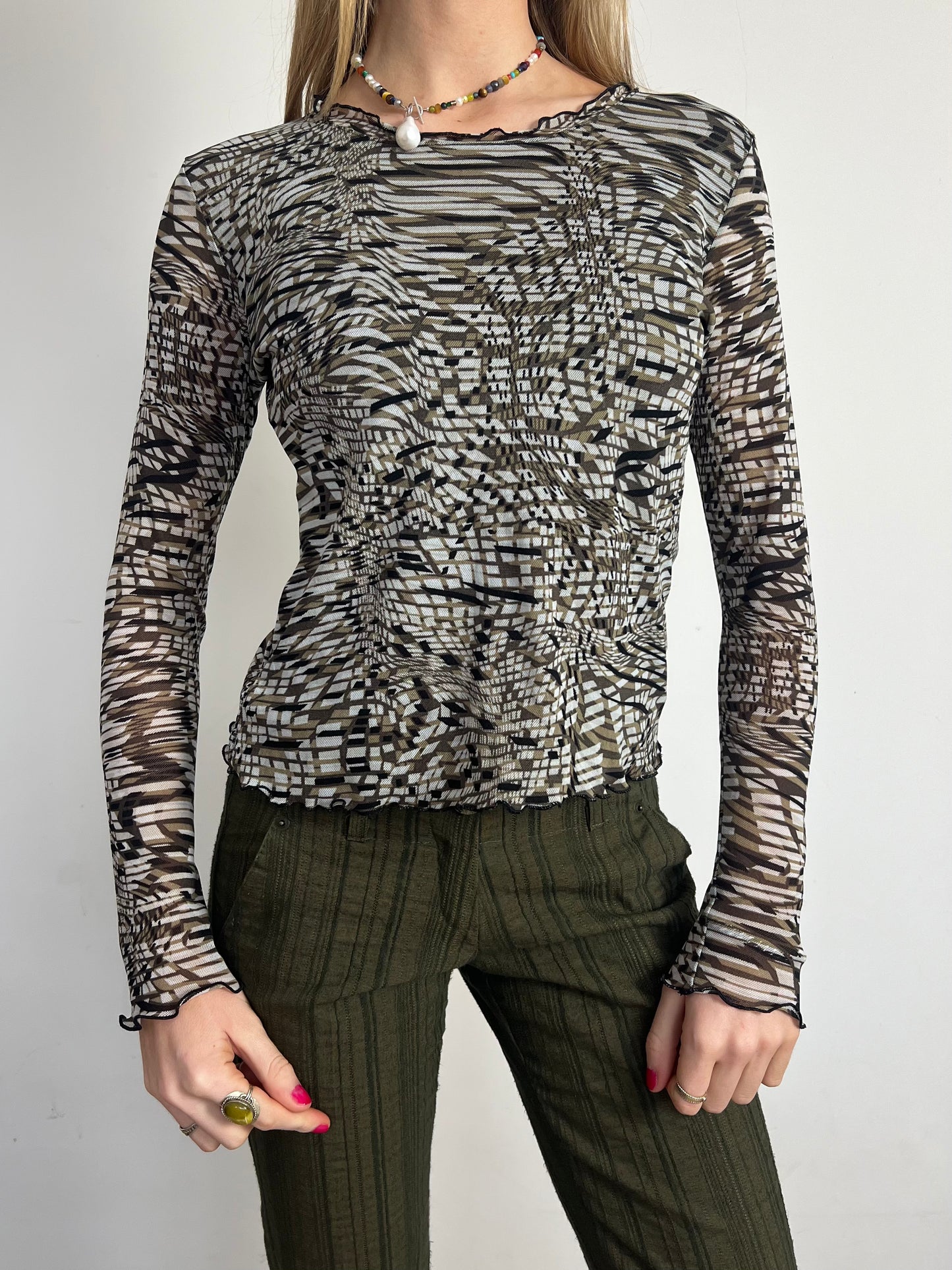 mesh graphic top, M