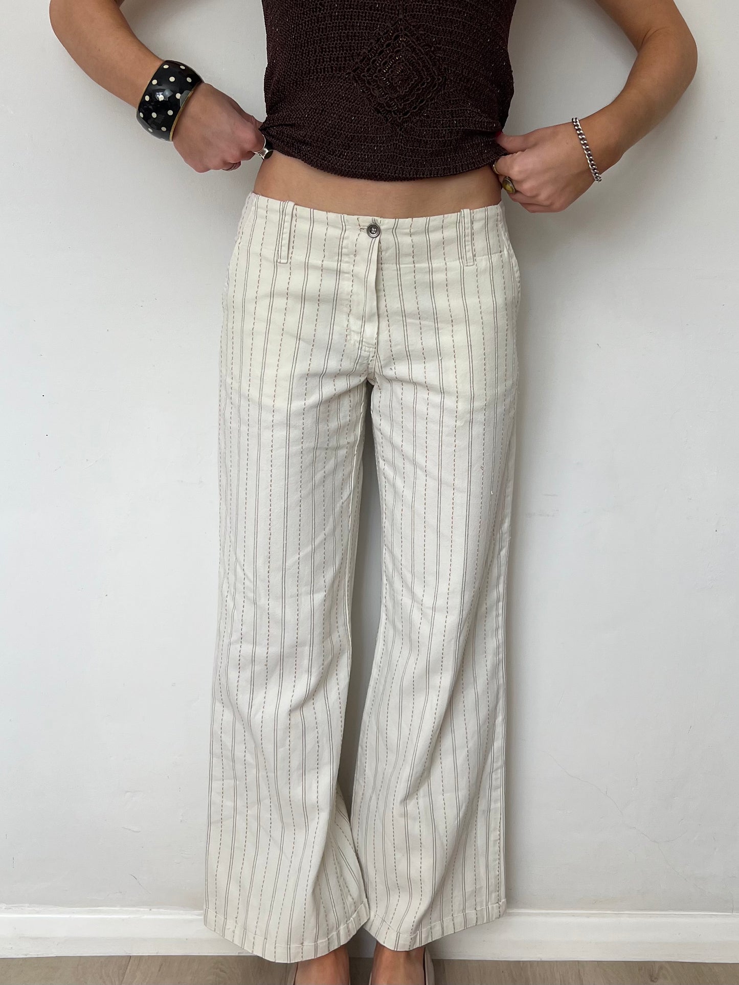 striped trousers, S