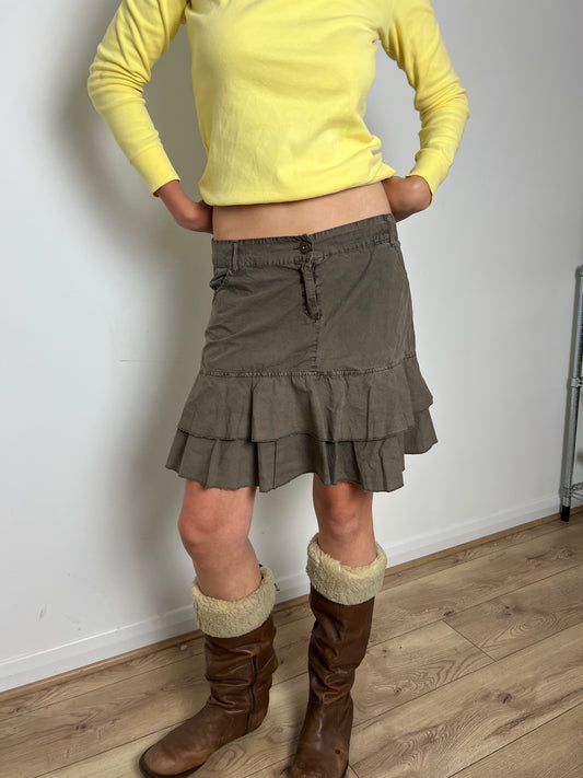 Vintage khaki ruffle skirt, M