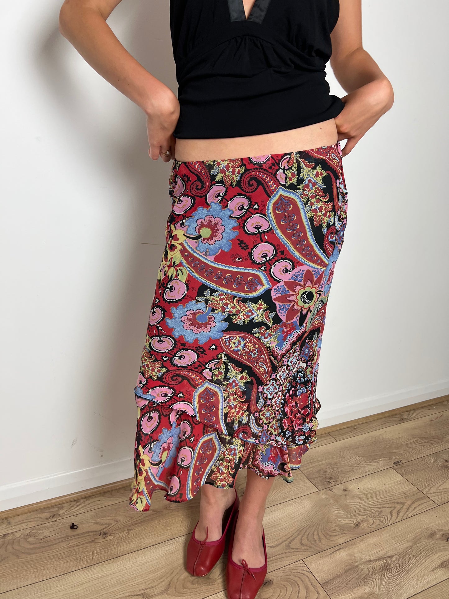 Vintage paisley print ruffle skirt, S
