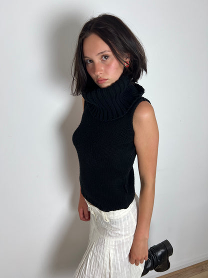 Vintage black turtleneck sleeveless knit, S
