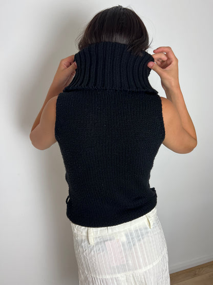 Vintage black turtleneck sleeveless knit, S