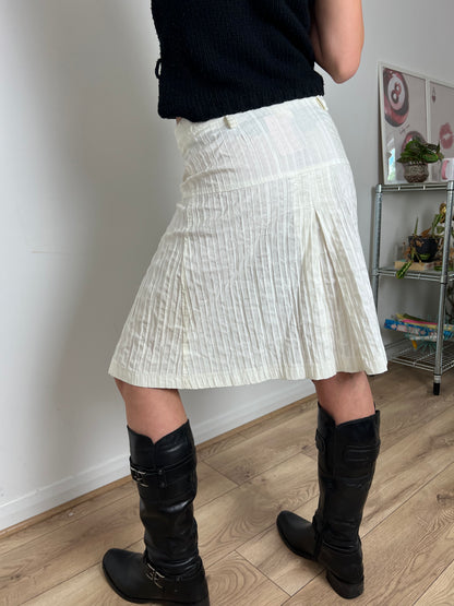Vintage white pleated midi skirt, M