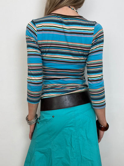 striped top, M