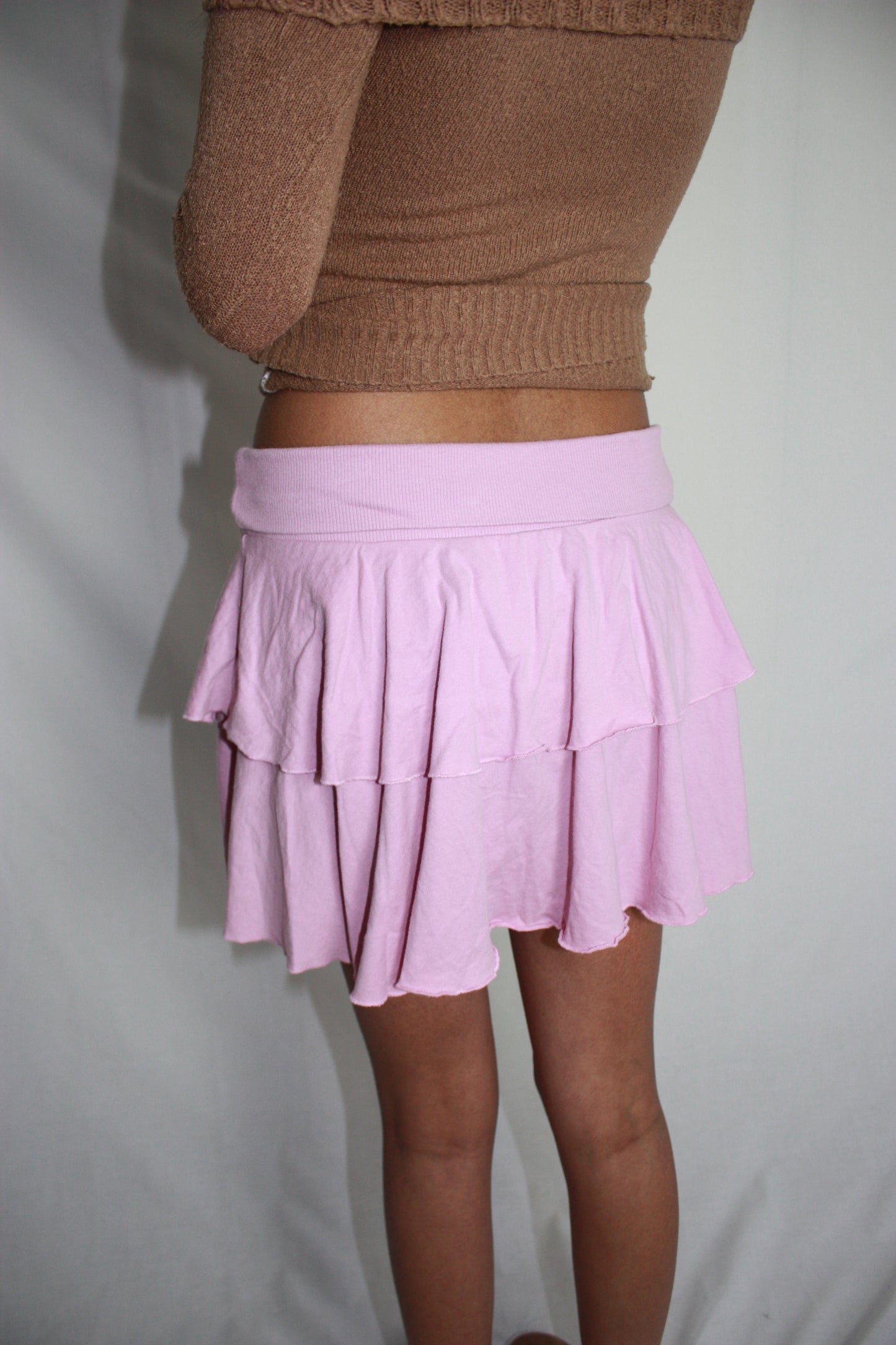 pink ruffle mini skirt, S