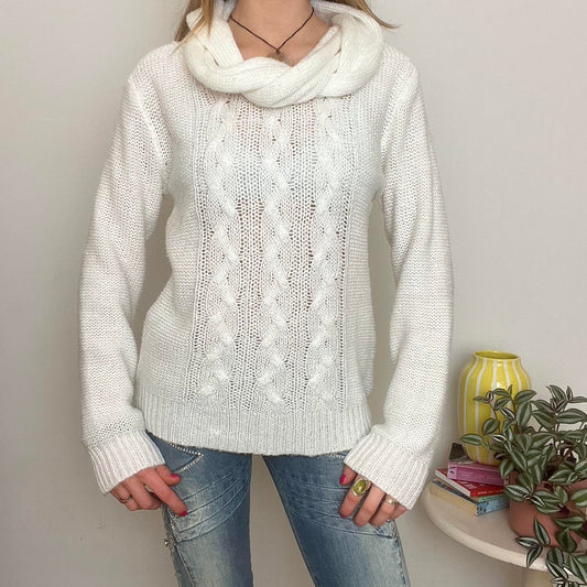 vintage 00s white cable knit jumper