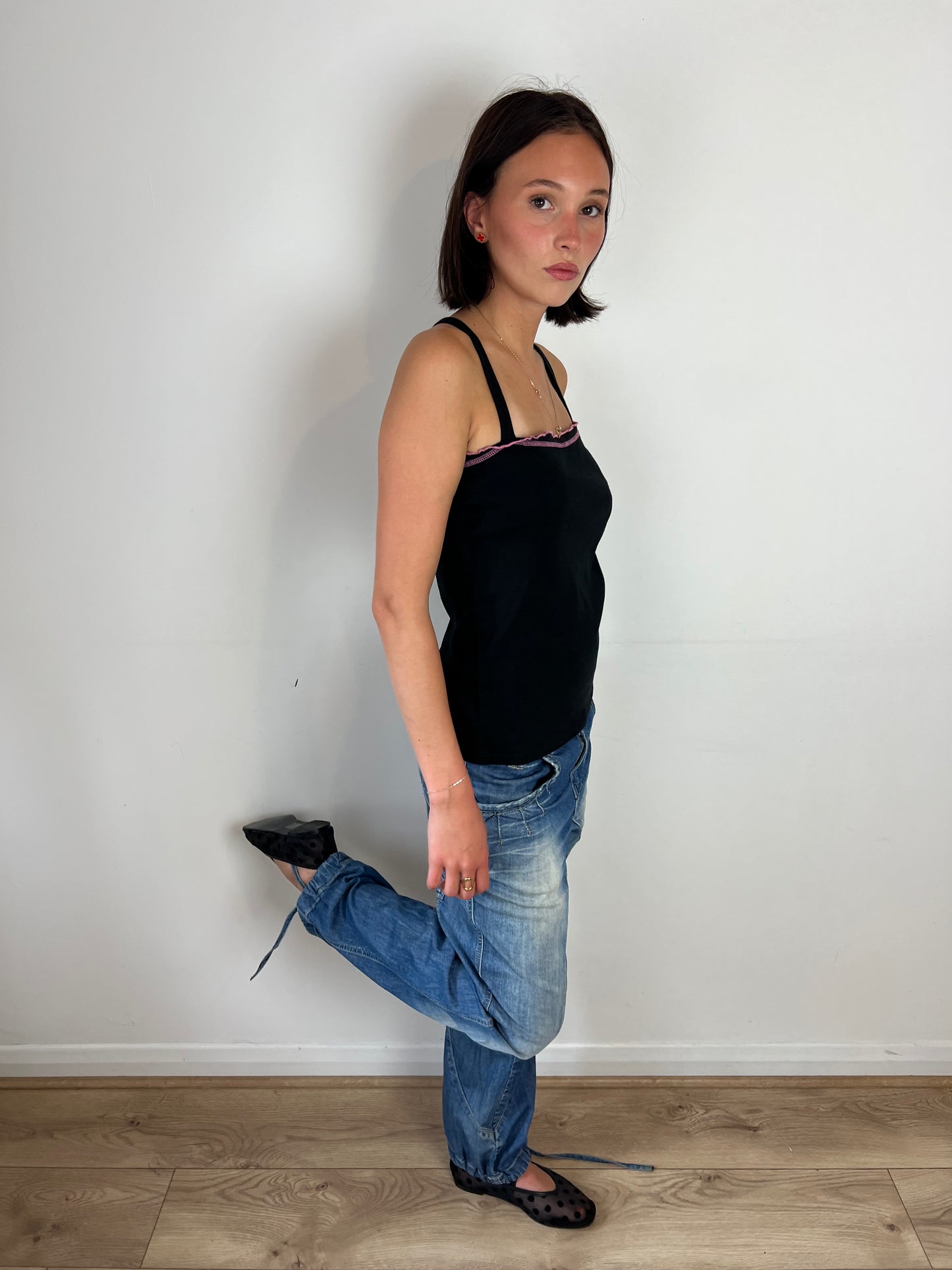 Pineapple black and pink top, L