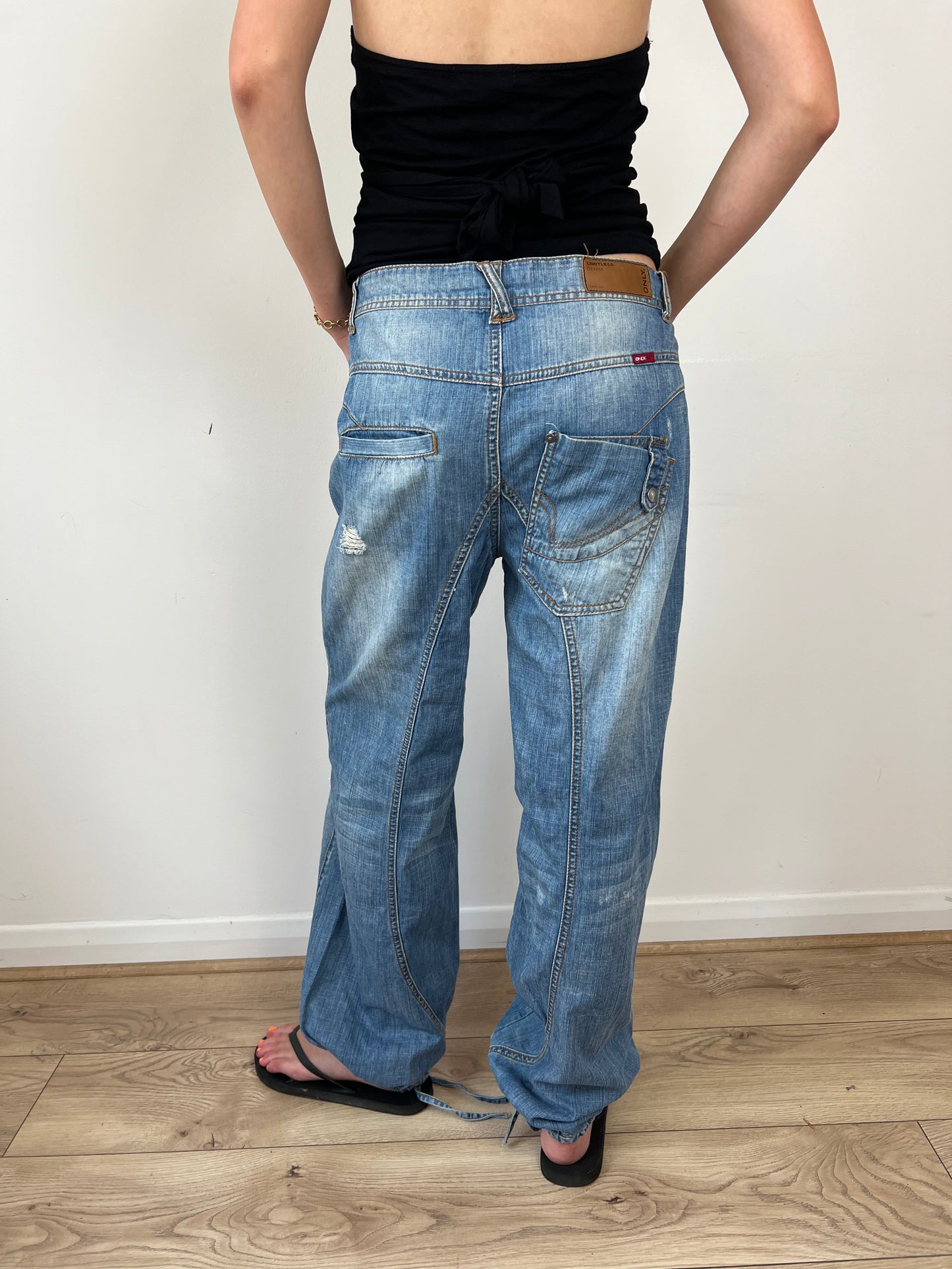 ONLY distressed parachute trousers, L