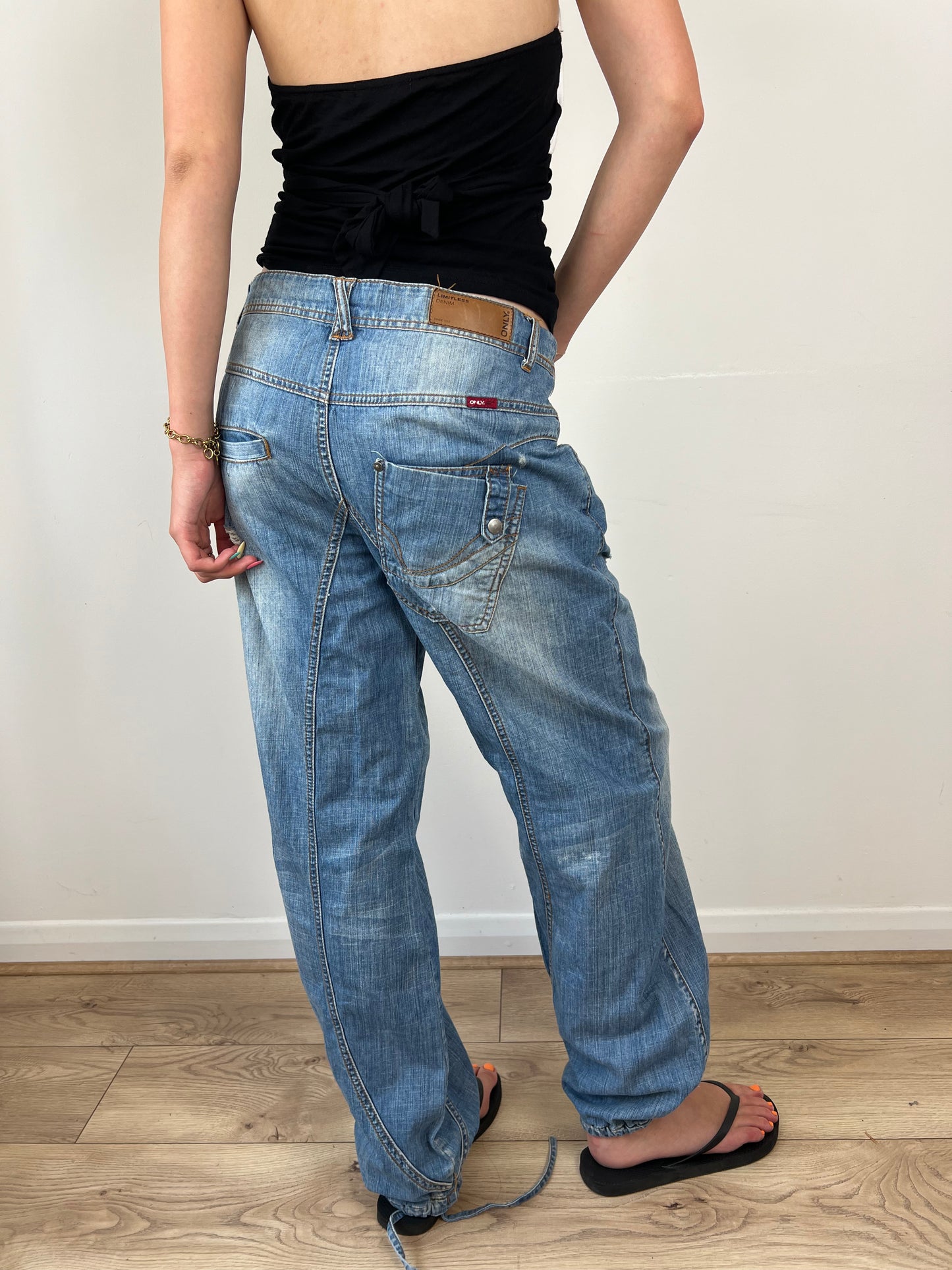 ONLY distressed parachute trousers, L