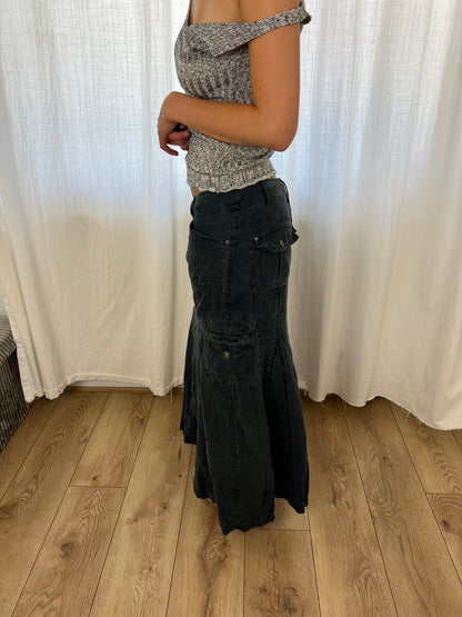 Cherokee black cargo maxi skirt