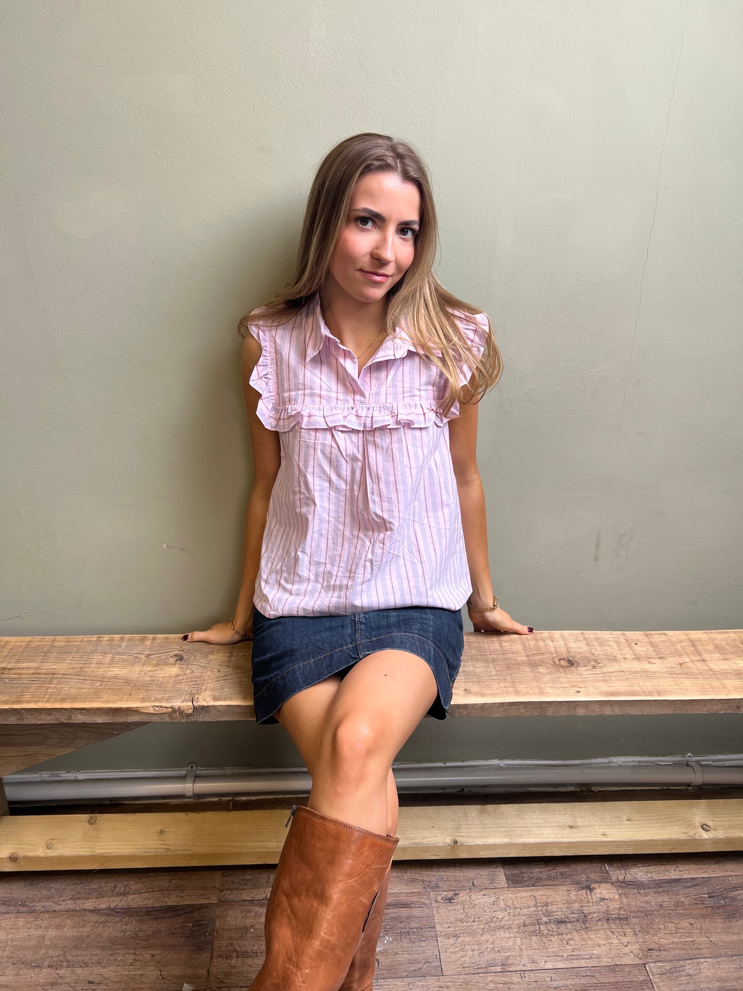 vintage 00s pink striped ruffle blouse