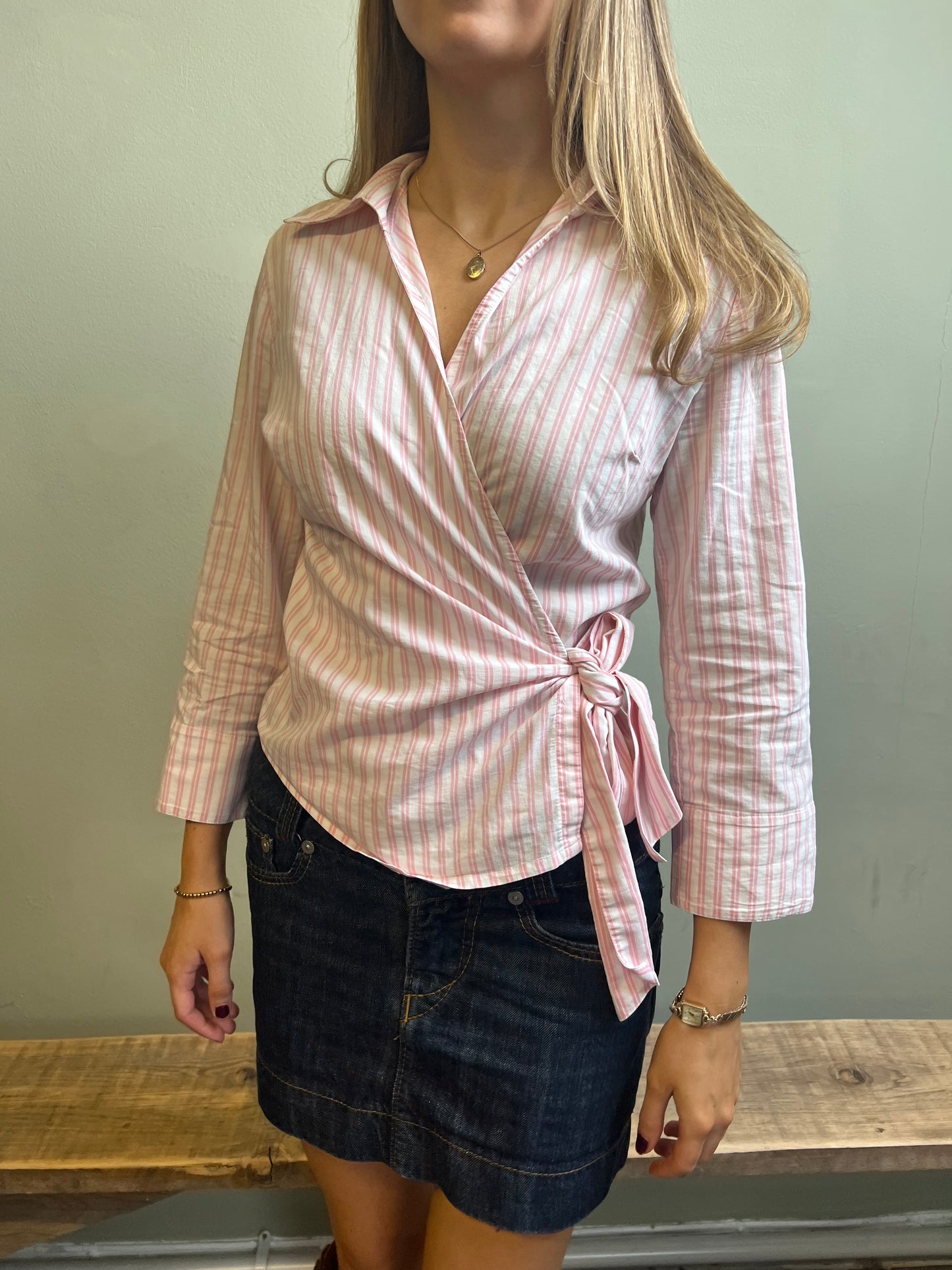 vintage 00s pink striped blouse