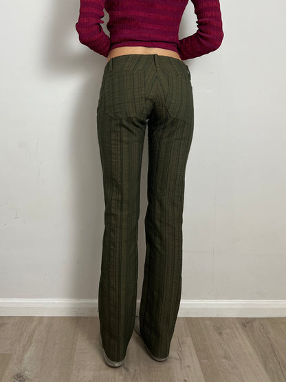 striped trousers, S